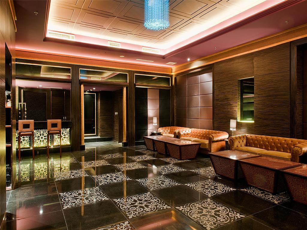 Golden Mountain International Hotel Laiyang Buitenkant foto