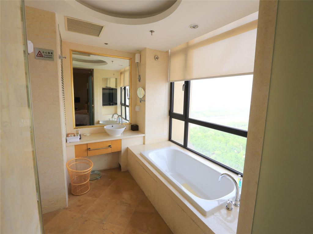 Golden Mountain International Hotel Laiyang Buitenkant foto